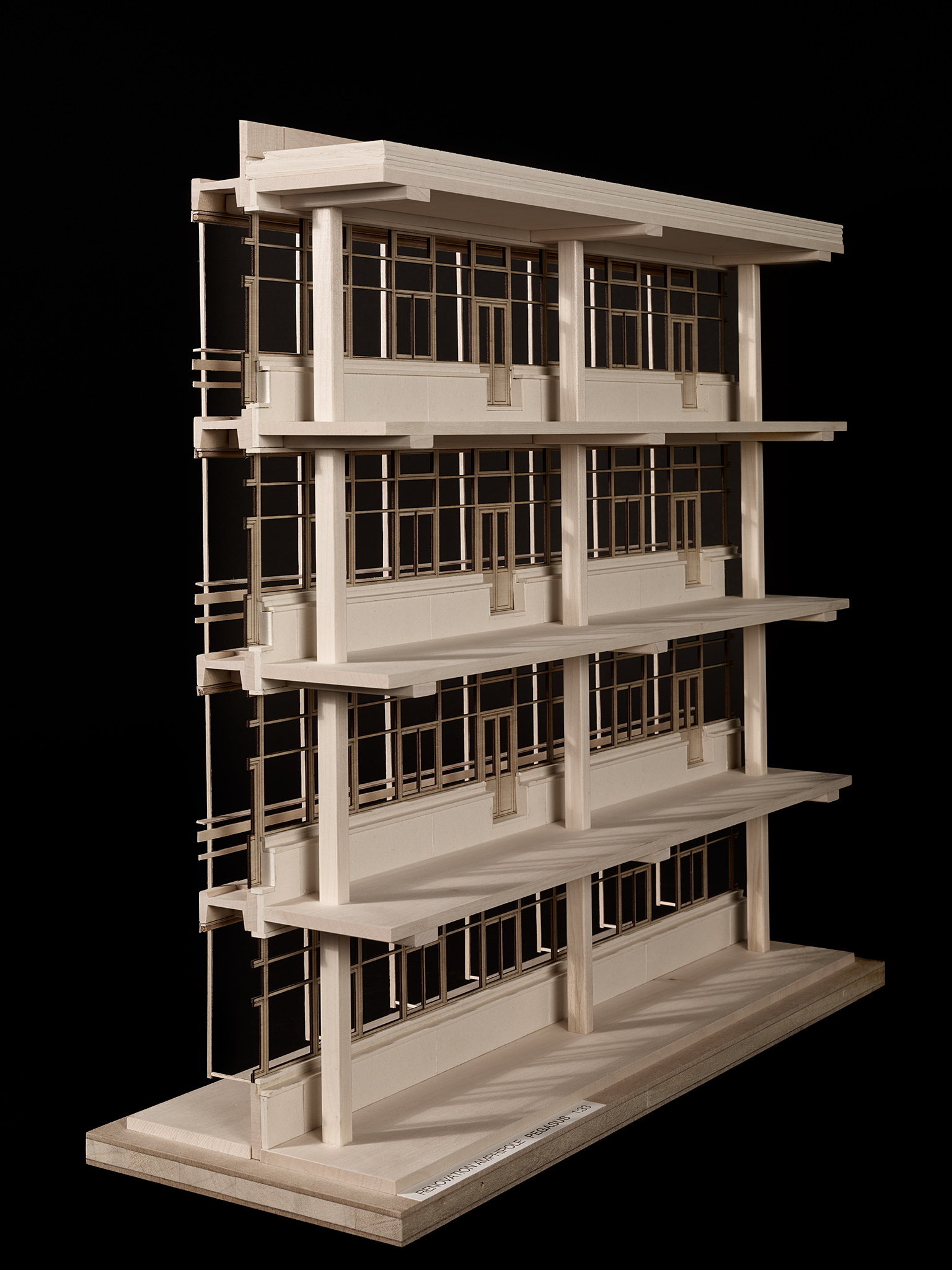 Maquettes Concours Renovation Amphipôle